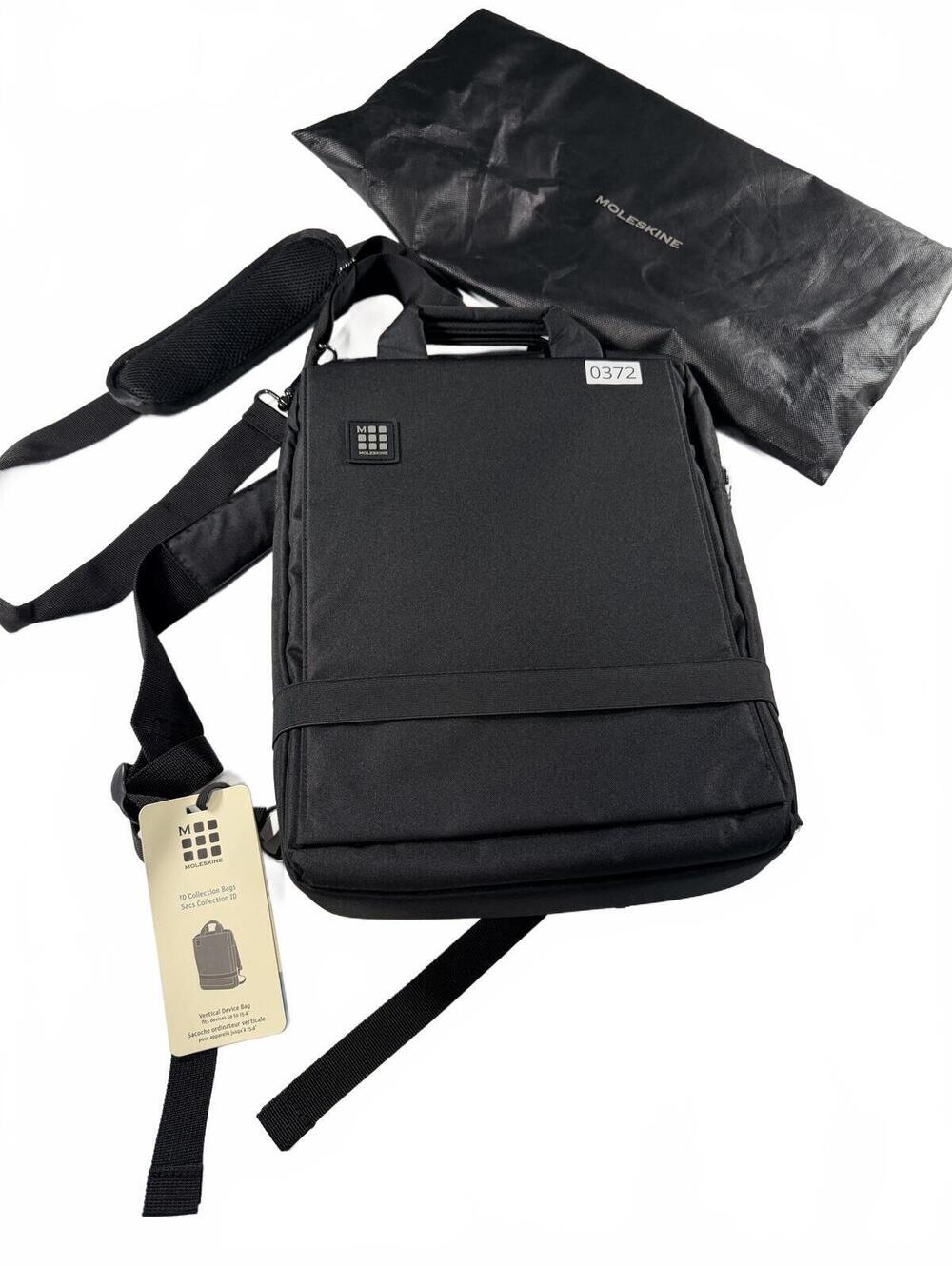 Moleskine Vertical Device Bag 15.4" Black